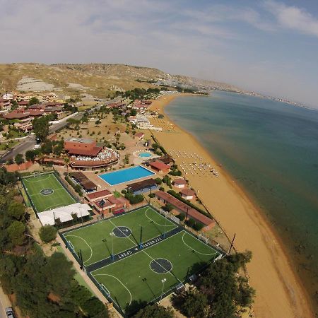 קרוטונה Hotel Villaggio Casarossa מראה חיצוני תמונה
